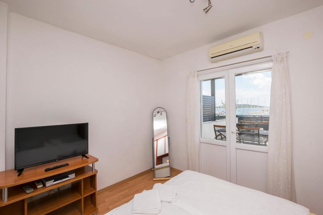 Apartments And Rooms Mare Водице Экстерьер фото