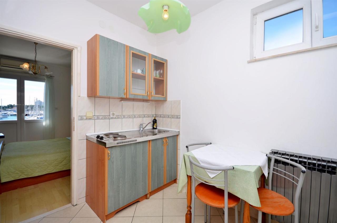 Apartments And Rooms Mare Водице Экстерьер фото