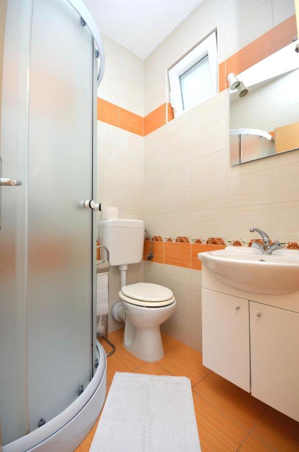 Apartments And Rooms Mare Водице Экстерьер фото