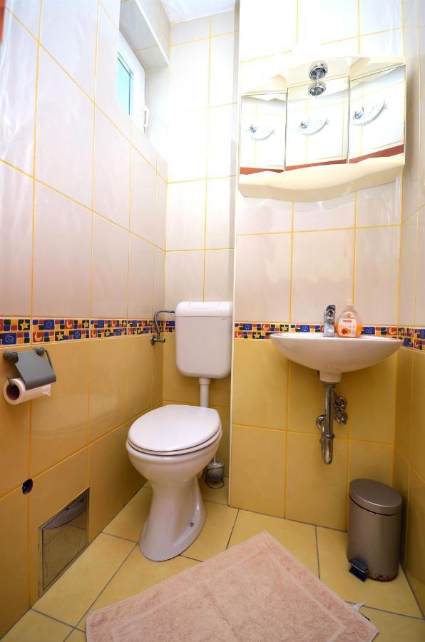 Apartments And Rooms Mare Водице Экстерьер фото